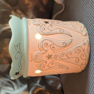 Scentsy Heavenly Angels Ivory & Gold Full Size Wax Warmer